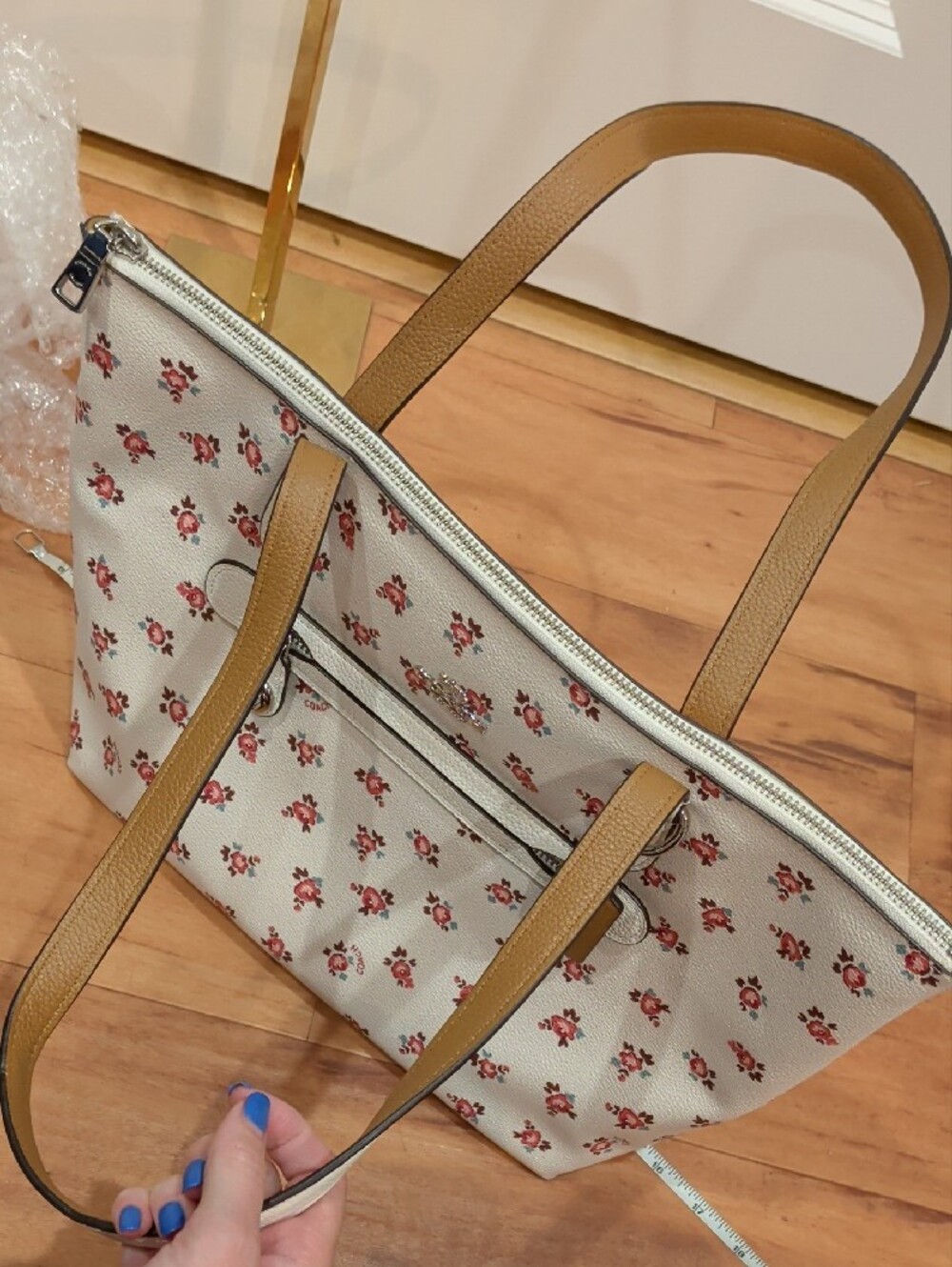 Coach Cream Tote with Pink Floral Print and Tan Leather Tag - Picture 15 of 17
